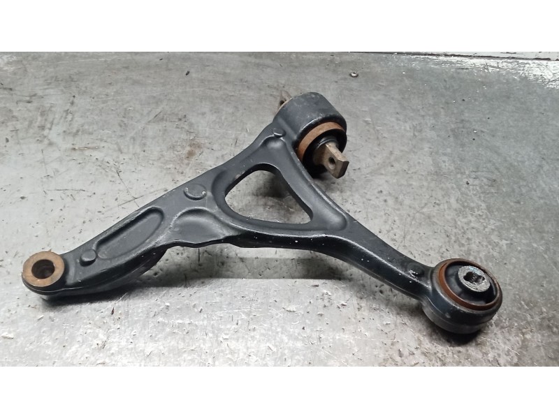 Recambio de brazo suspension inferior delantero izquierdo para volvo xc90 i (275) d5 awd referencia OEM IAM   06