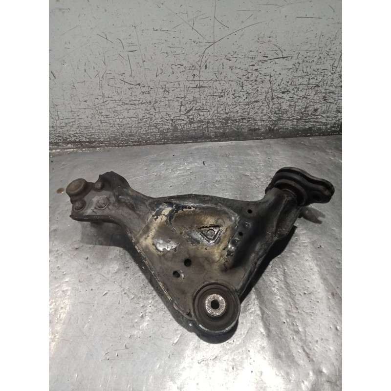 Recambio de brazo suspension inferior delantero derecho para mercedes-benz clase v (w447) v 200 cdi / d (447.811, 447.813, 447.8