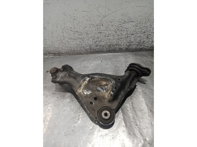 Recambio de brazo suspension inferior delantero derecho para mercedes-benz clase v (w447) v 200 cdi / d (447.811, 447.813, 447.8