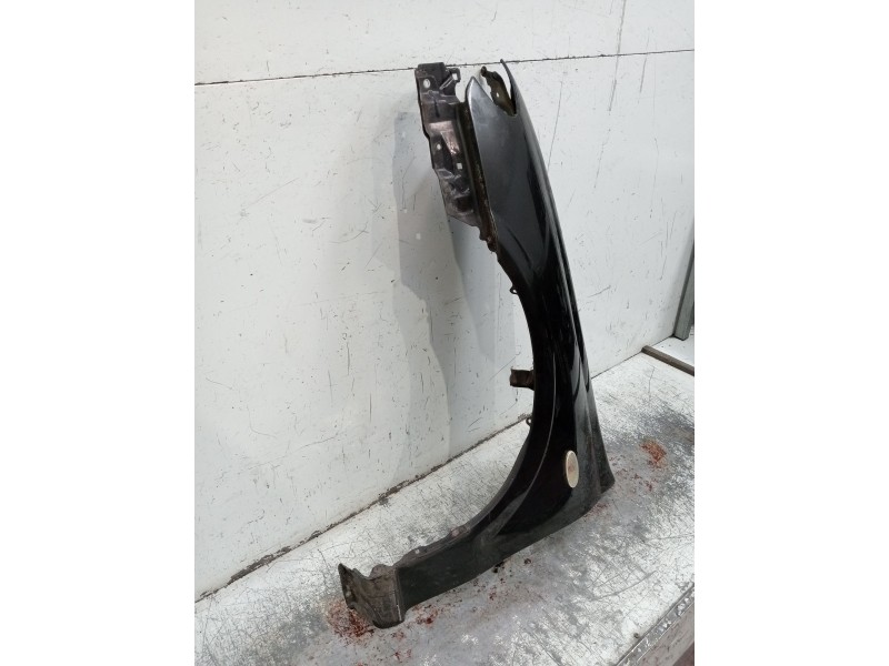 Recambio de aleta delantera izquierda para nissan almera ii hatchback (n16) 1.5 dci referencia OEM IAM   