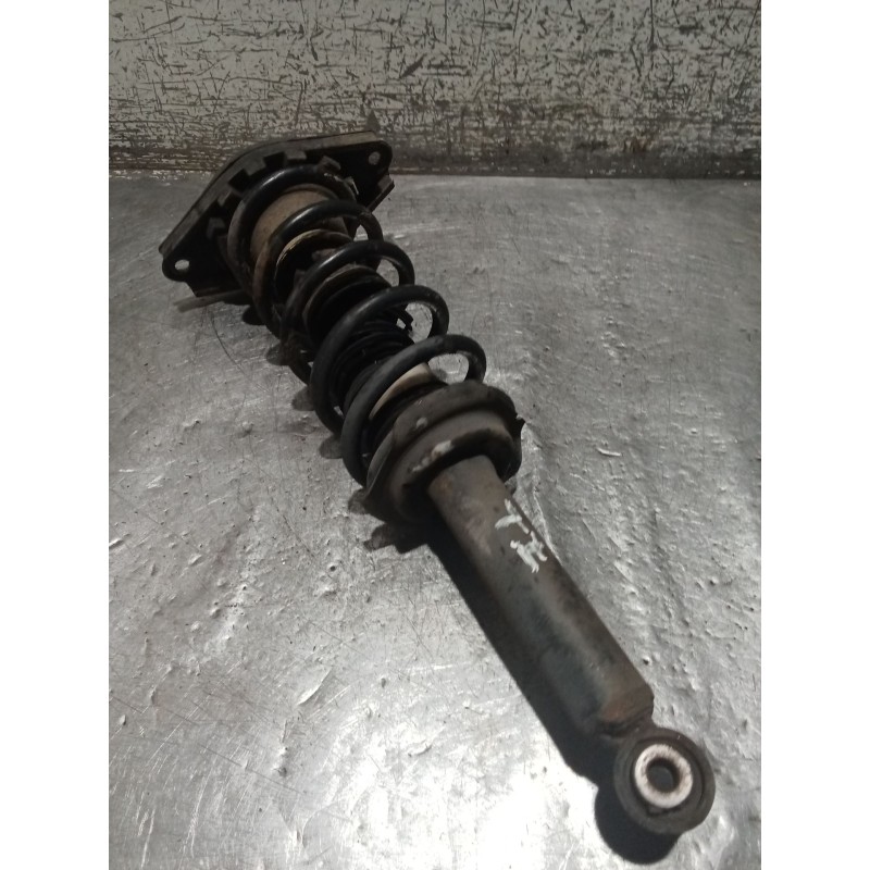Recambio de amortiguador trasero izquierdo para nissan almera ii hatchback (n16) 1.5 dci referencia OEM IAM   02