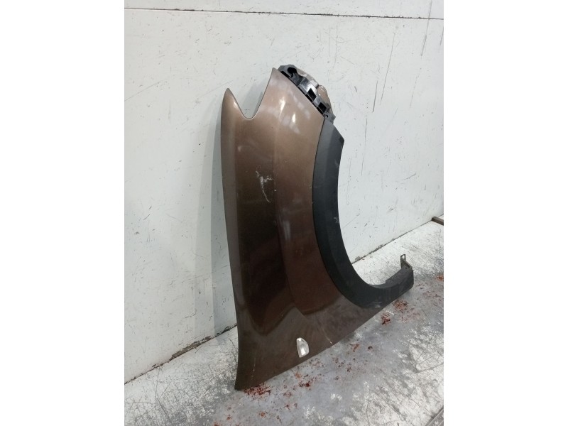 Recambio de aleta delantera derecha para dacia sandero ii (b8_) 1.5 dci referencia OEM IAM   