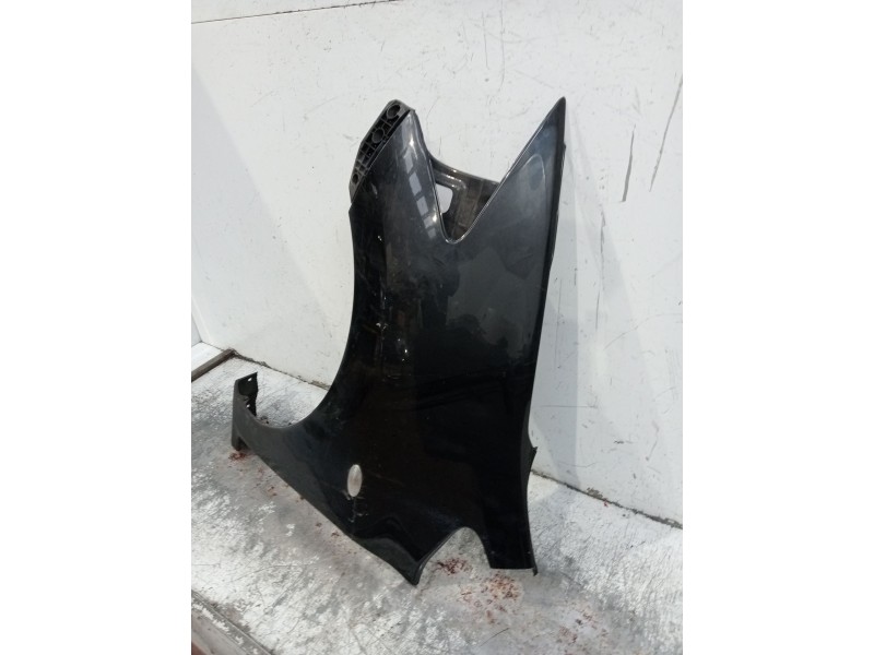 Recambio de aleta delantera izquierda para toyota auris (_e15_) 1.4 d-4d (nde150_) referencia OEM IAM   