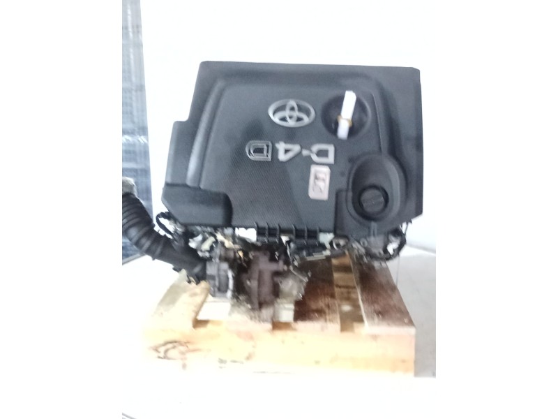 Recambio de motor completo para toyota auris (_e15_) 1.4 d-4d (nde150_) referencia OEM IAM 1ND BOSCH 