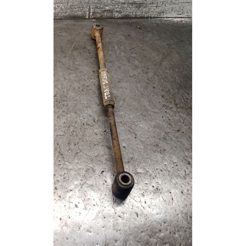 Recambio de brazo suspension superior trasero derecho para toyota corolla (_e11_) 1.4 16v (zze111_) referencia OEM IAM   00