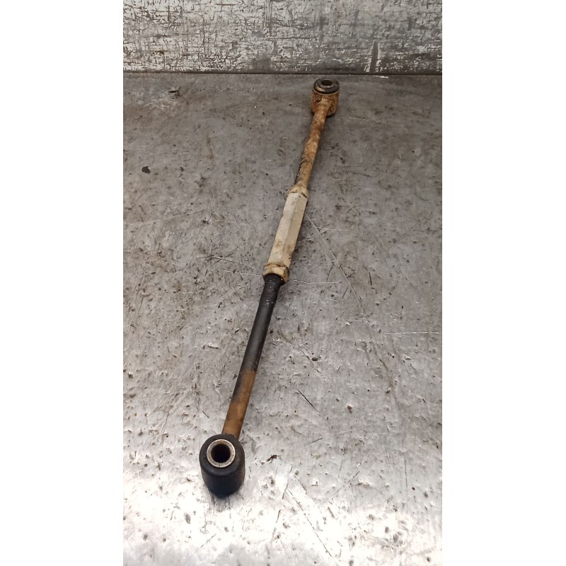 Recambio de brazo suspension superior trasero derecho para toyota corolla (_e11_) 1.4 16v (zze111_) referencia OEM IAM   00