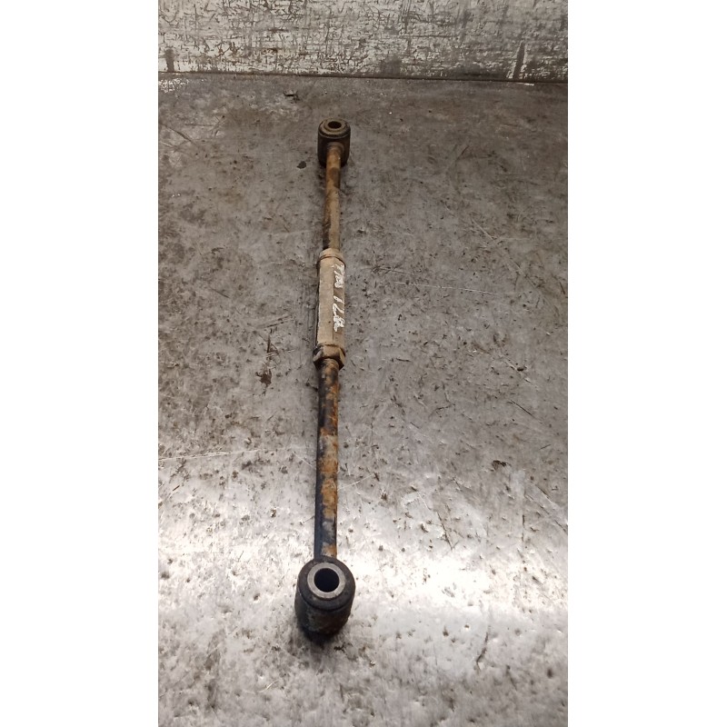 Recambio de brazo suspension superior trasero izquierdo para toyota corolla (_e11_) 1.4 16v (zze111_) referencia OEM IAM   00