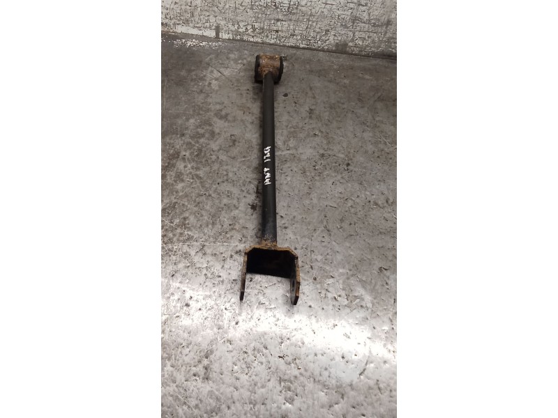 Recambio de brazo suspension superior trasero izquierdo para toyota corolla (_e11_) 1.4 16v (zze111_) referencia OEM IAM  ANTERI