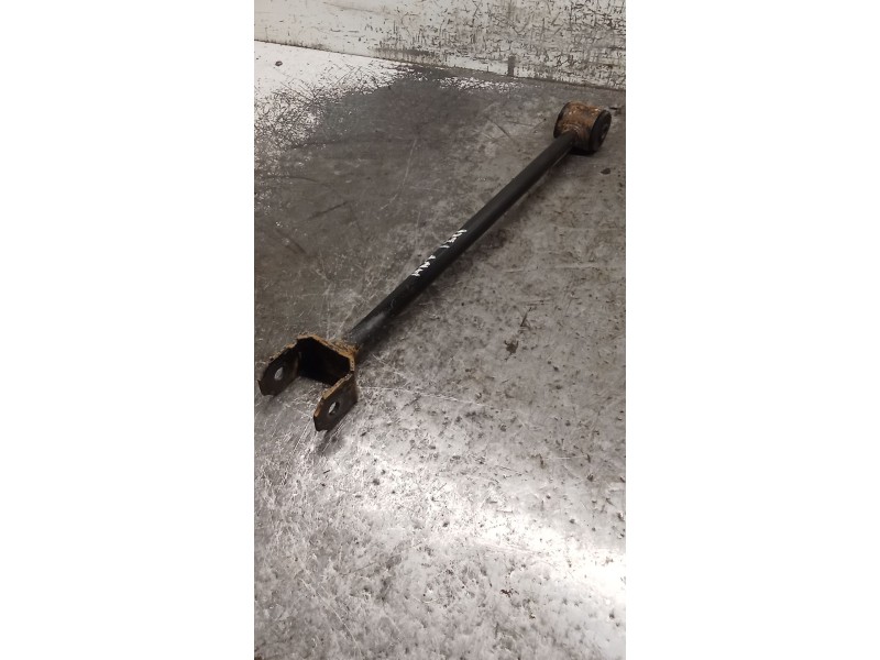 Recambio de brazo suspension superior trasero izquierdo para toyota corolla (_e11_) 1.4 16v (zze111_) referencia OEM IAM  ANTERI