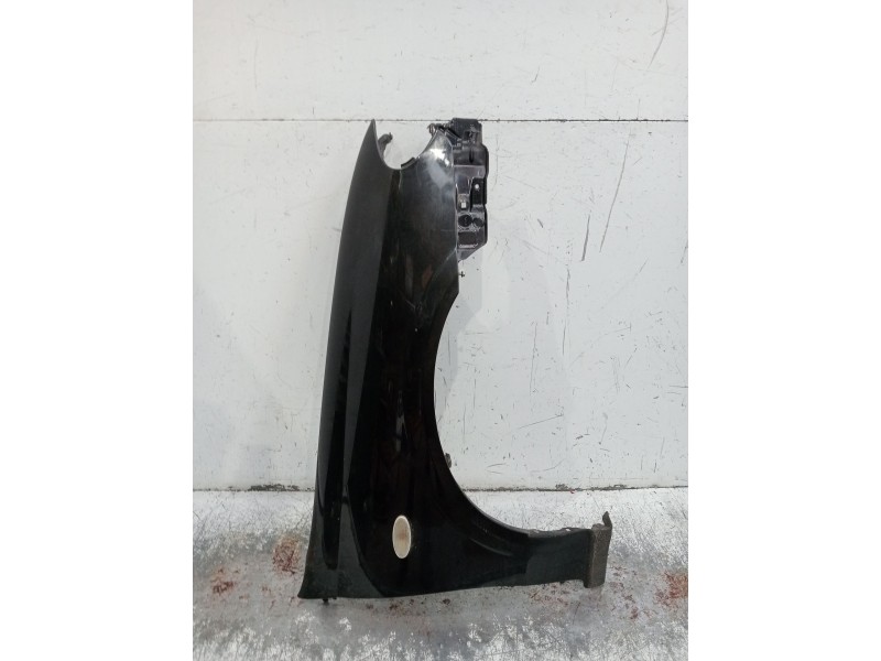 Recambio de aleta delantera derecha para nissan almera ii hatchback (n16) 1.5 dci referencia OEM IAM   