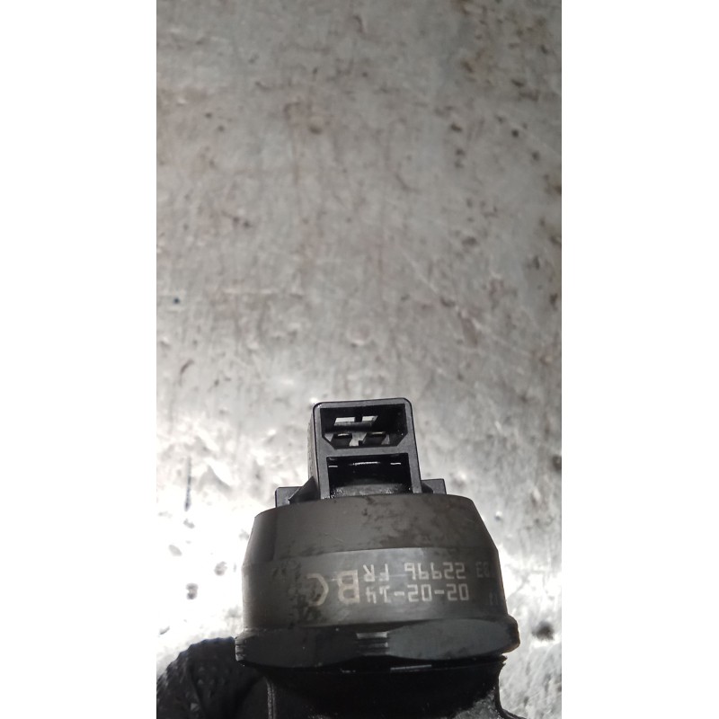 Recambio de inyector para volkswagen passat b5.5 (3b3) 1.9 tdi referencia OEM IAM 038130073AJ 0414720037 BOSCH