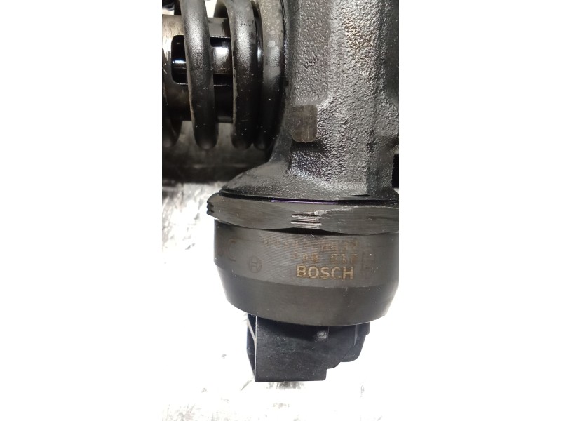 Recambio de inyector para volkswagen passat b5.5 (3b3) 1.9 tdi referencia OEM IAM 038130073AJ 0414720037 BOSCH