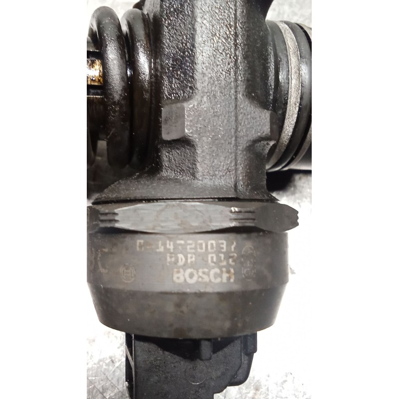 Recambio de inyector para volkswagen passat b5.5 (3b3) 1.9 tdi referencia OEM IAM 038130073AJ 0414720037 BOSCH
