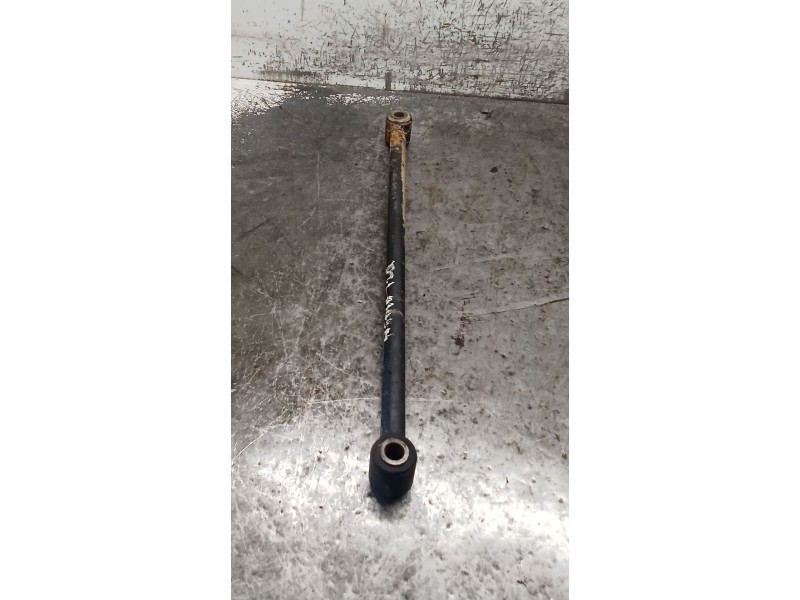 Recambio de brazo suspension superior trasero izquierdo para toyota corolla (_e11_) 1.4 16v (zze111_) referencia OEM IAM  ANTERI