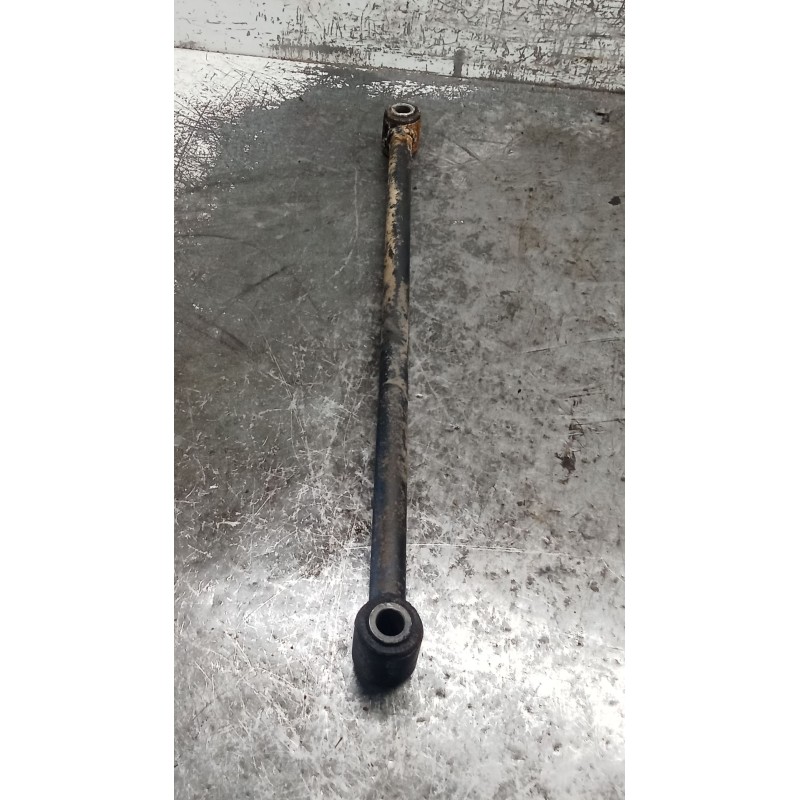 Recambio de brazo suspension superior trasero izquierdo para toyota corolla (_e11_) 1.4 16v (zze111_) referencia OEM IAM  ANTERI