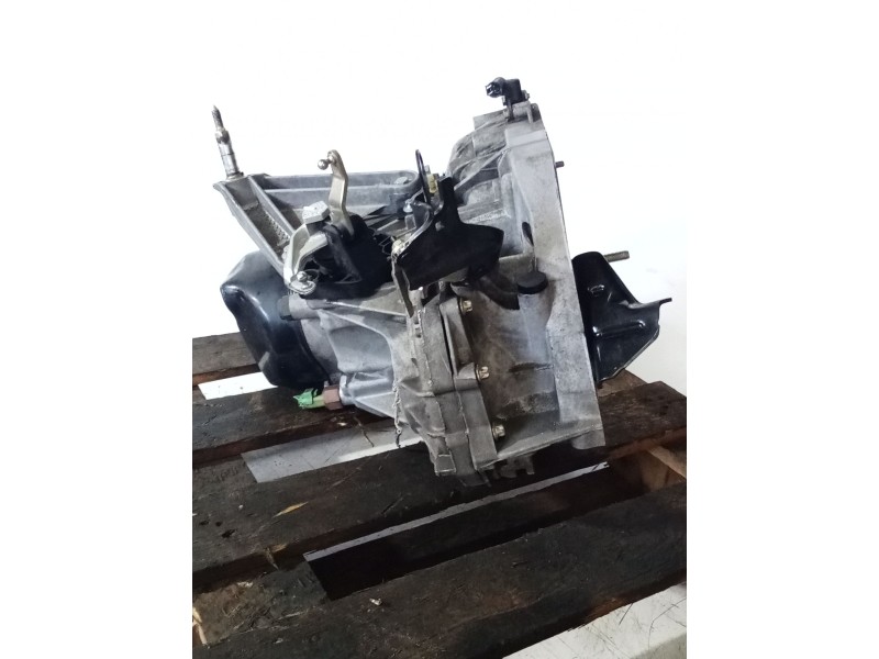 Recambio de caja cambios para nissan almera ii hatchback (n16) 1.5 dci referencia OEM IAM JR 5106 5V A033233