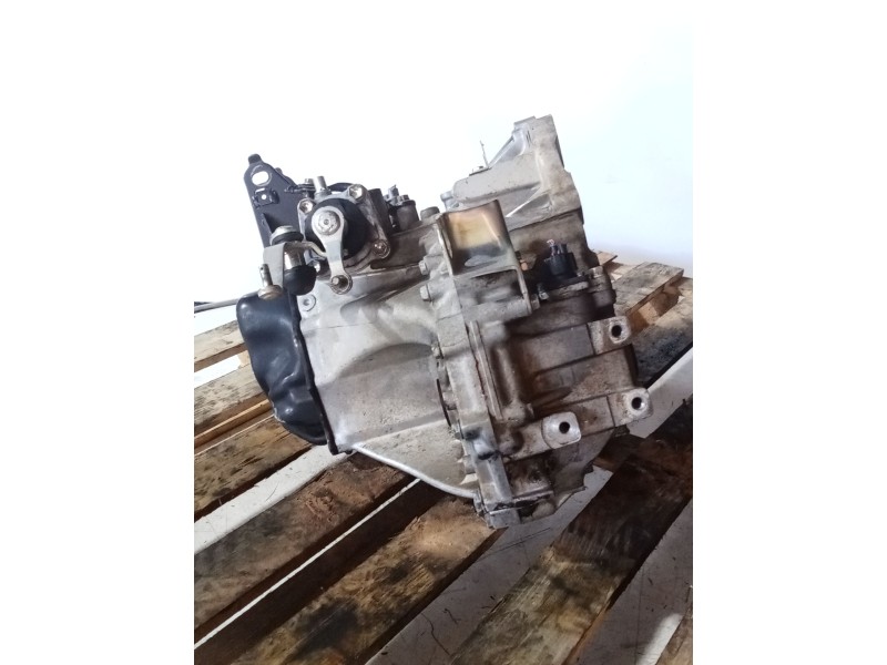 Recambio de caja cambios para toyota corolla (_e11_) 1.4 16v (zze111_) referencia OEM IAM Y10808698 5V 