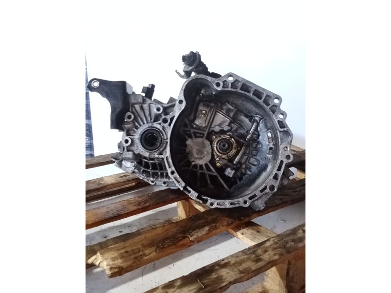 Recambio de caja cambios para hyundai matrix (fc) 1.5 crdi referencia OEM IAM J3 1973 5V 223159
