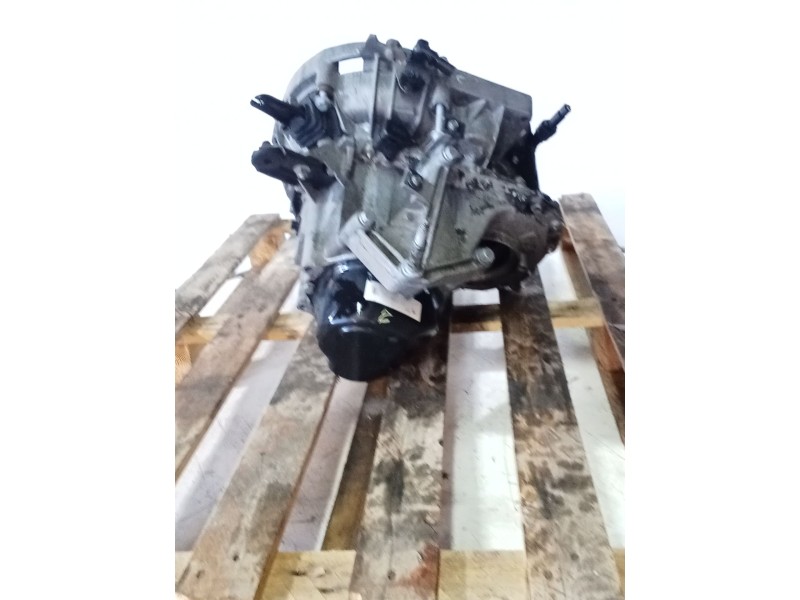 Recambio de caja cambios para renault clio ii (bb_, cb_) 1.9 d (b/cb0j) referencia OEM IAM JB 1968 5V S064664