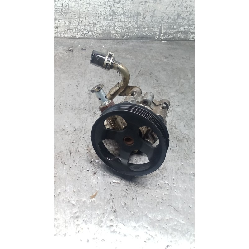 Recambio de bomba direccion para toyota corolla (_e11_) 1.4 16v (zze111_) referencia OEM IAM 12180  00