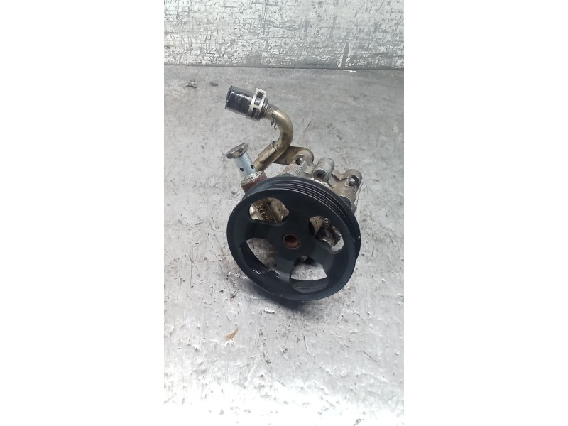Recambio de bomba direccion para toyota corolla (_e11_) 1.4 16v (zze111_) referencia OEM IAM 12180  00