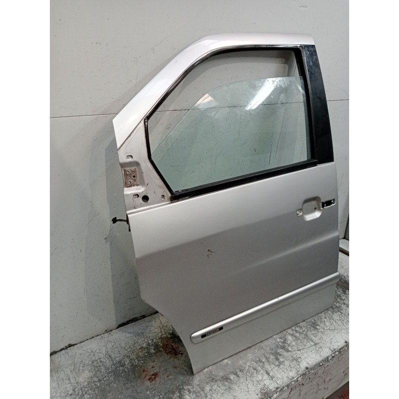 Recambio de puerta delantera izquierda para mercedes-benz vito autobús (w638) 110 td 2.3 (638.174) referencia OEM IAM   5P