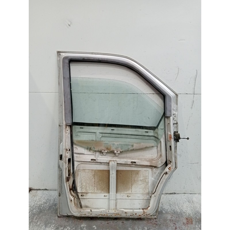 Recambio de puerta delantera izquierda para mercedes-benz vito autobús (w638) 110 td 2.3 (638.174) referencia OEM IAM   5P