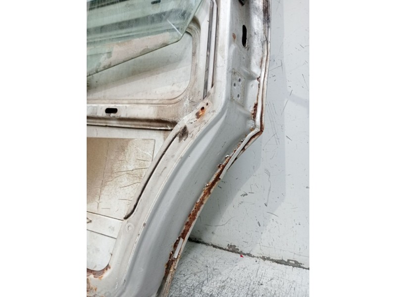 Recambio de puerta delantera izquierda para mercedes-benz vito autobús (w638) 110 td 2.3 (638.174) referencia OEM IAM   5P