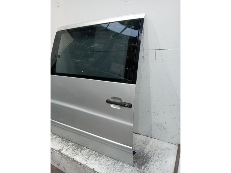 Recambio de puerta lateral corredera derecha para mercedes-benz vito autobús (w638) 110 td 2.3 (638.174) referencia OEM IAM   5P