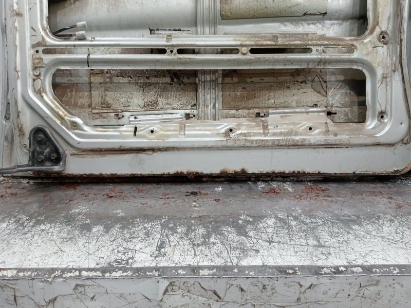 Recambio de puerta lateral corredera derecha para mercedes-benz vito autobús (w638) 110 td 2.3 (638.174) referencia OEM IAM   5P