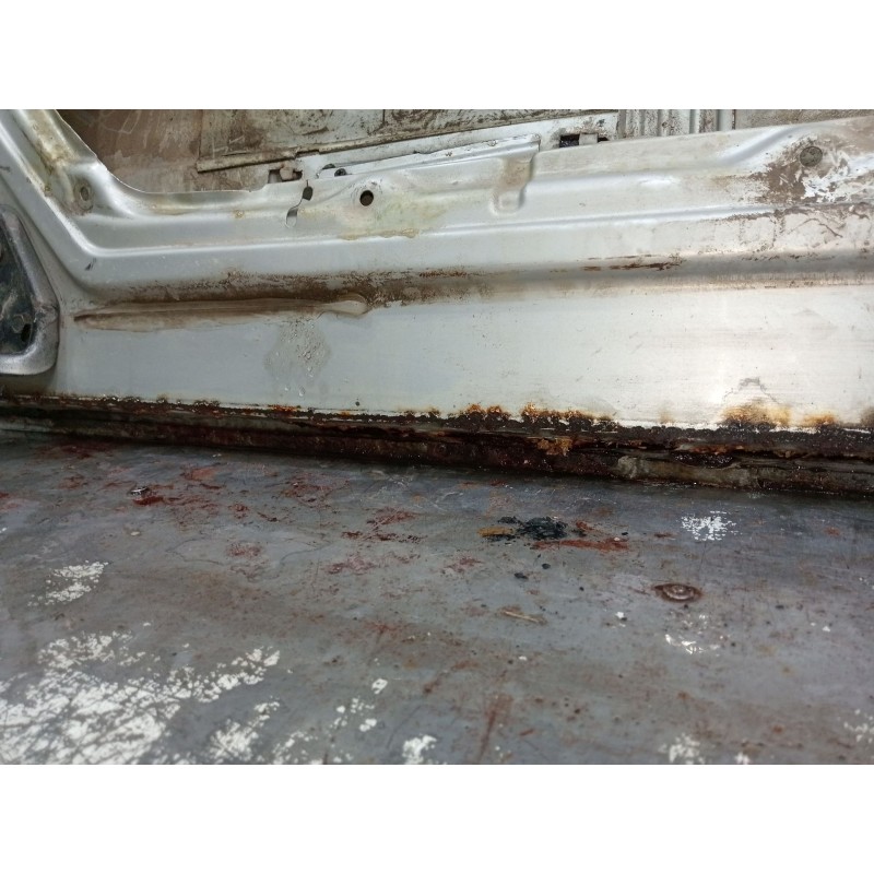 Recambio de puerta lateral corredera derecha para mercedes-benz vito autobús (w638) 110 td 2.3 (638.174) referencia OEM IAM   5P