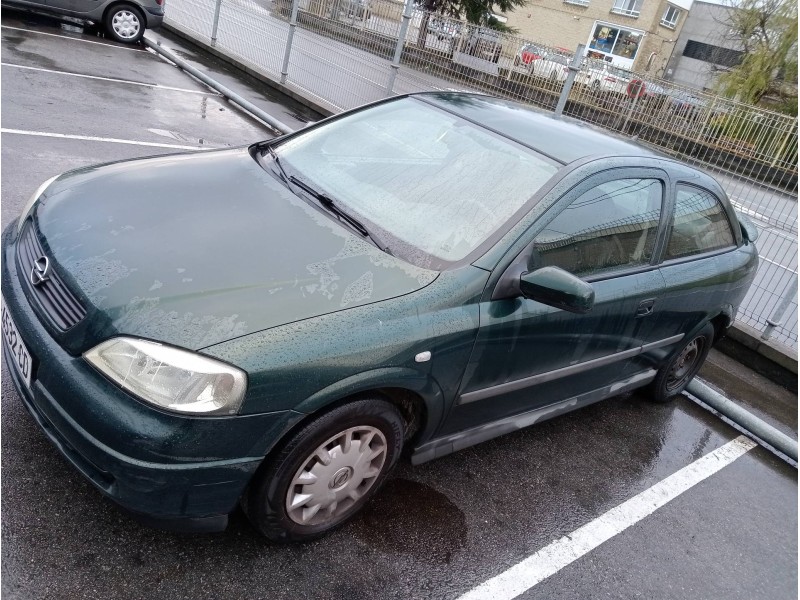 opel astra g berlina del año 1999