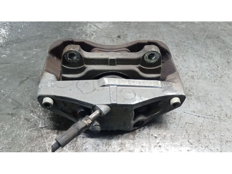 Recambio de pinza freno delantera derecha para volvo xc90 i (275) d5 awd referencia OEM IAM 30657307 ATE 06