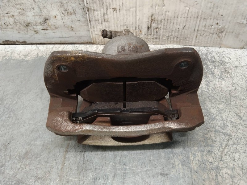 Recambio de pinza freno delantera izquierda para toyota prius+ advance referencia OEM IAM   