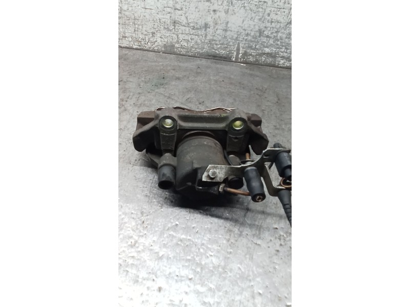 Recambio de pinza freno delantera derecha para volkswagen passat b5.5 (3b3) 1.9 tdi referencia OEM IAM  ATE 01