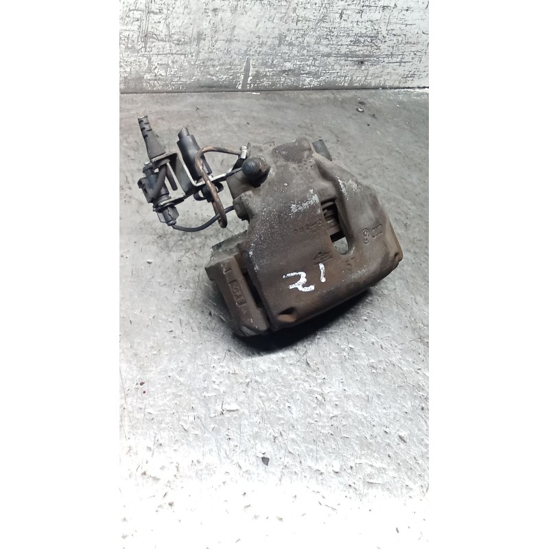 Recambio de pinza freno delantera izquierda para volkswagen passat b5.5 (3b3) 1.9 tdi referencia OEM IAM  ATE 01