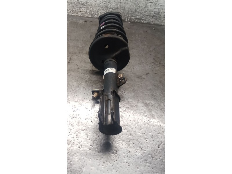 Recambio de amortiguador trasero izquierdo para toyota corolla (_e11_) 1.4 16v (zze111_) referencia OEM IAM   00