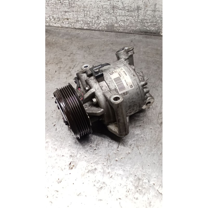 Recambio de compresor aire acondicionado para dacia sandero ii (b8_) 1.5 dci referencia OEM IAM 926005154R T99006AA 12