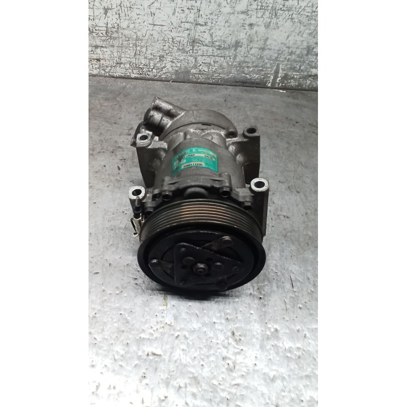 Recambio de compresor aire acondicionado para renault clio ii (bb_, cb_) 1.9 d (b/cb0j) referencia OEM IAM 7700111235 1417G 98