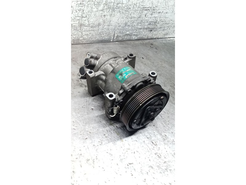 Recambio de compresor aire acondicionado para renault clio ii (bb_, cb_) 1.9 d (b/cb0j) referencia OEM IAM 7700111235 1417G 98