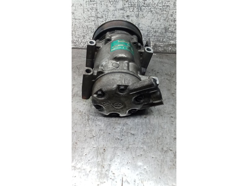 Recambio de compresor aire acondicionado para renault clio ii (bb_, cb_) 1.9 d (b/cb0j) referencia OEM IAM 7700111235 1417G 98