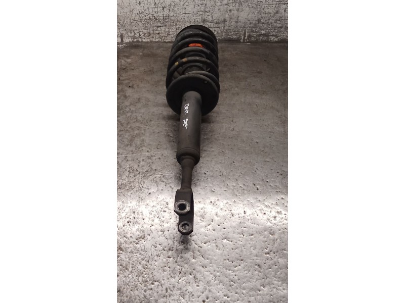 Recambio de amortiguador delantero derecho para volkswagen passat b5.5 (3b3) 1.9 tdi referencia OEM IAM   01