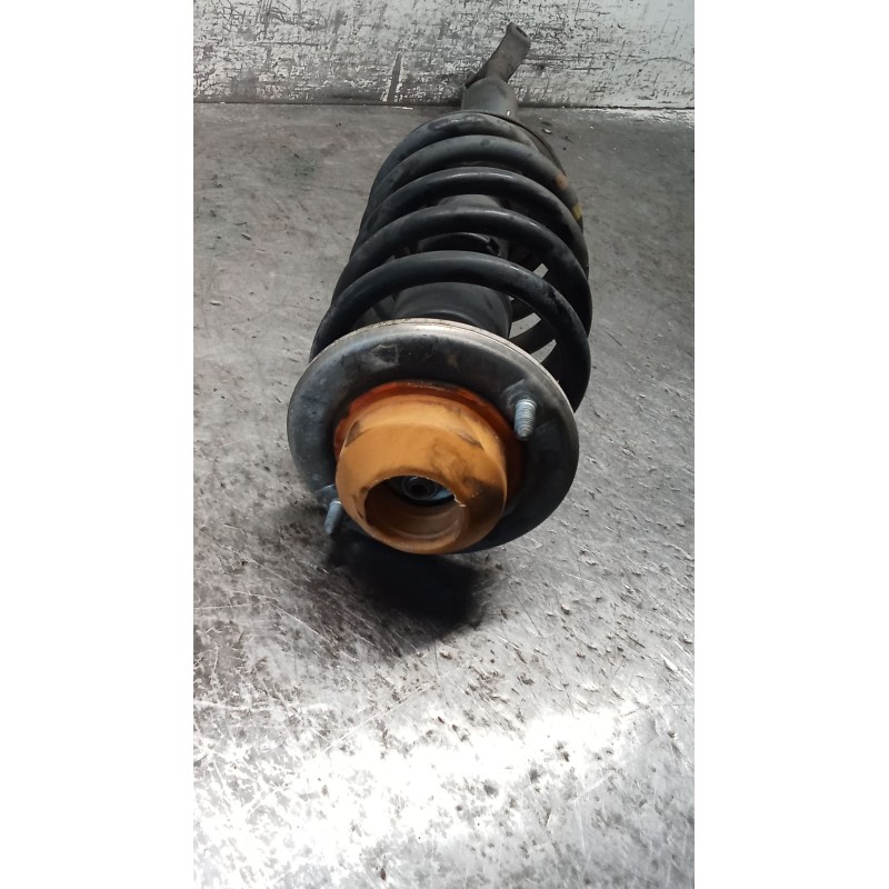 Recambio de amortiguador delantero derecho para volkswagen passat b5.5 (3b3) 1.9 tdi referencia OEM IAM   01