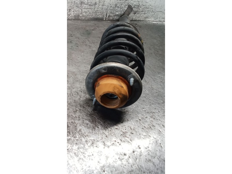 Recambio de amortiguador delantero derecho para volkswagen passat b5.5 (3b3) 1.9 tdi referencia OEM IAM   01