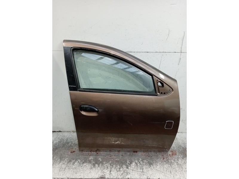 Recambio de puerta delantera derecha para dacia sandero ii (b8_) 1.5 dci referencia OEM IAM   5P