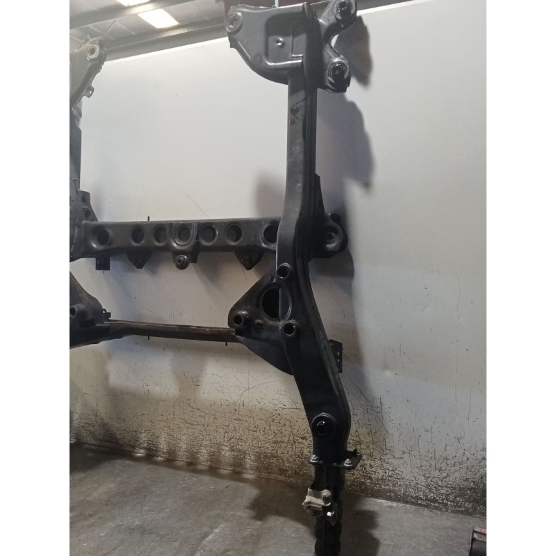 Recambio de puente delantero para mercedes-benz clase v (w447) v 200 cdi / d (447.811, 447.813, 447.815) referencia OEM IAM  CUN