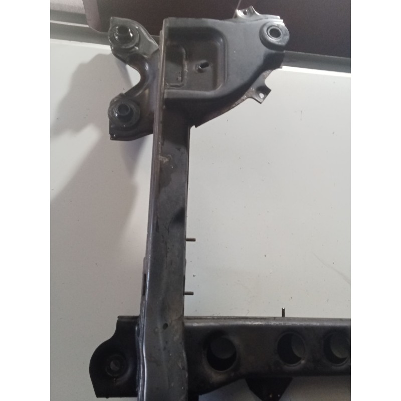 Recambio de puente delantero para mercedes-benz clase v (w447) v 200 cdi / d (447.811, 447.813, 447.815) referencia OEM IAM  CUN