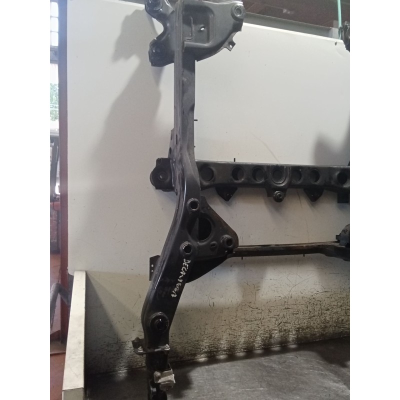 Recambio de puente delantero para mercedes-benz clase v (w447) v 200 cdi / d (447.811, 447.813, 447.815) referencia OEM IAM  CUN