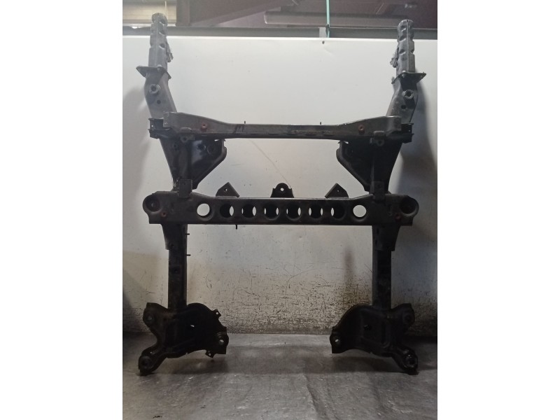 Recambio de puente delantero para mercedes-benz clase v (w447) v 200 cdi / d (447.811, 447.813, 447.815) referencia OEM IAM  CUN