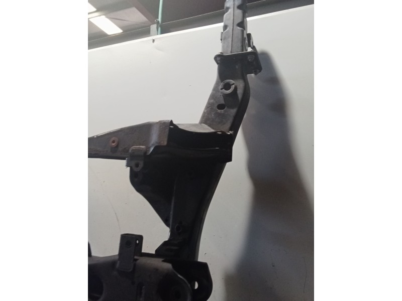 Recambio de puente delantero para mercedes-benz clase v (w447) v 200 cdi / d (447.811, 447.813, 447.815) referencia OEM IAM  CUN